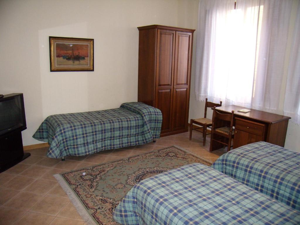 Hotel Savoia E Campana Montecatini Terme Room photo
