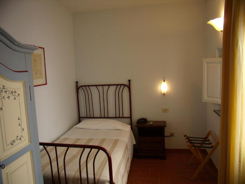 Hotel Savoia E Campana Montecatini Terme Room photo